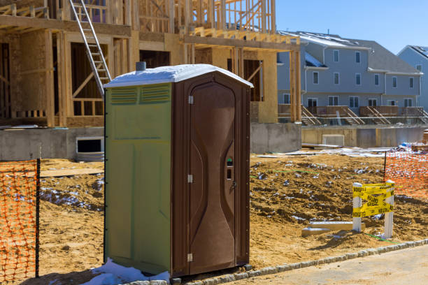 Portable Toilet Options We Offer in Towanda, KS